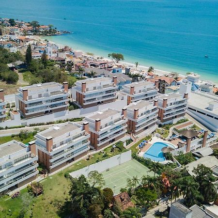 Punta Blu 102-9 - Apartamento De Alto Padrao Em Condominio Exclusivo, Quadra Poliesportiva - Piscina - Portaria 24H. Bombinhas Exterior photo
