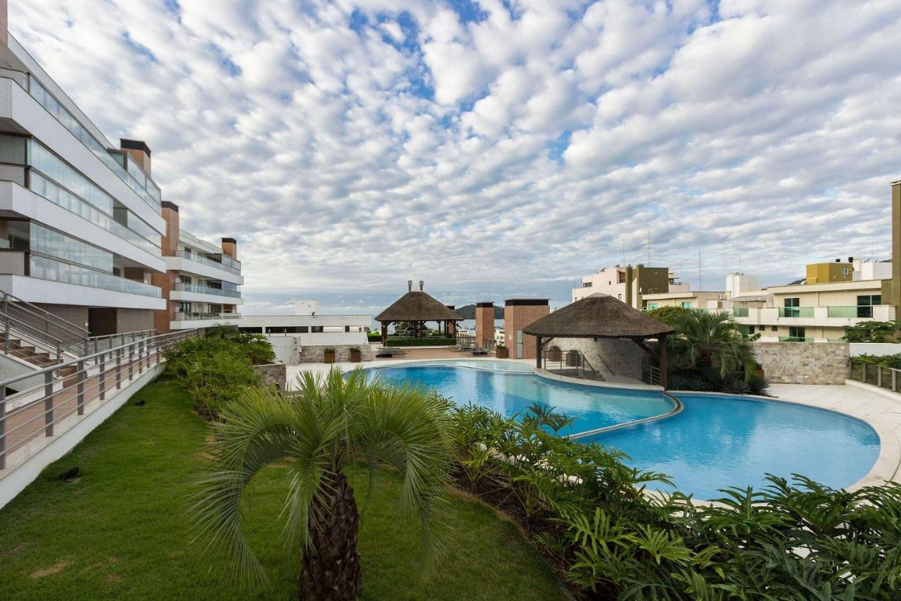 Punta Blu 102-9 - Apartamento De Alto Padrao Em Condominio Exclusivo, Quadra Poliesportiva - Piscina - Portaria 24H. Bombinhas Exterior photo